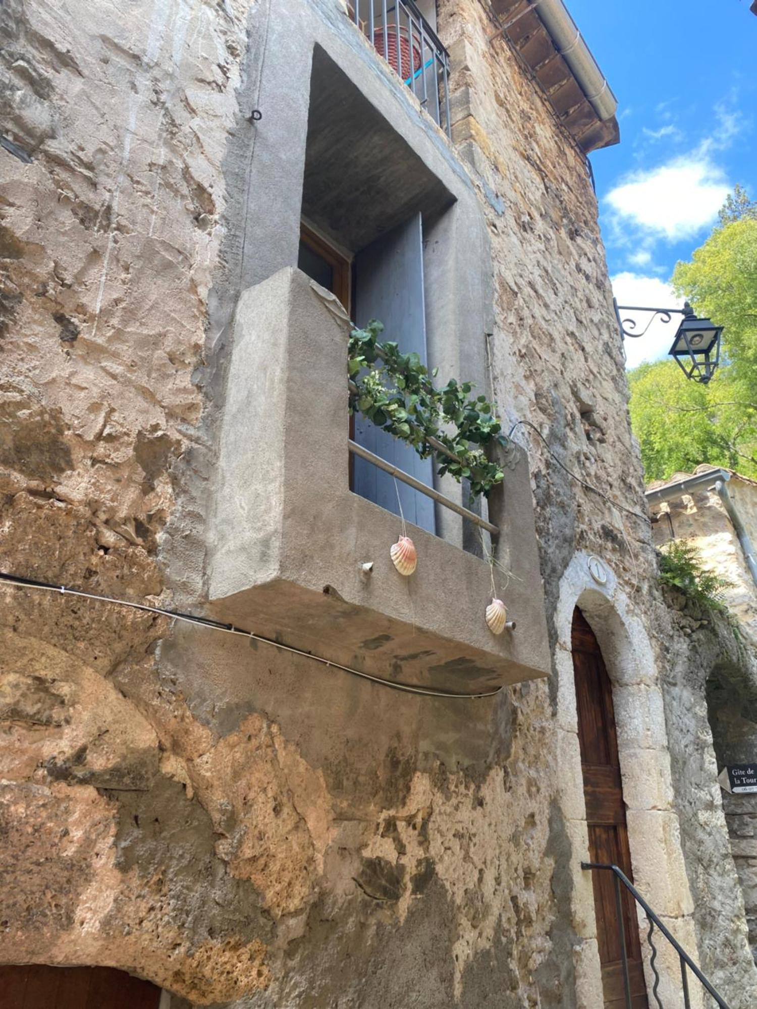 Le Gite De La Source Saint-Guilhem-le-Desert Eksteriør billede